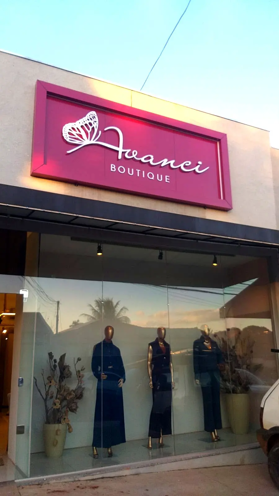 Fachada Ivanci Boutique